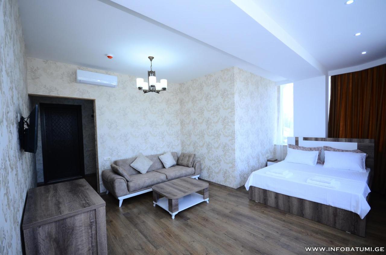 Dream Tower Hotel Batumi Exterior photo