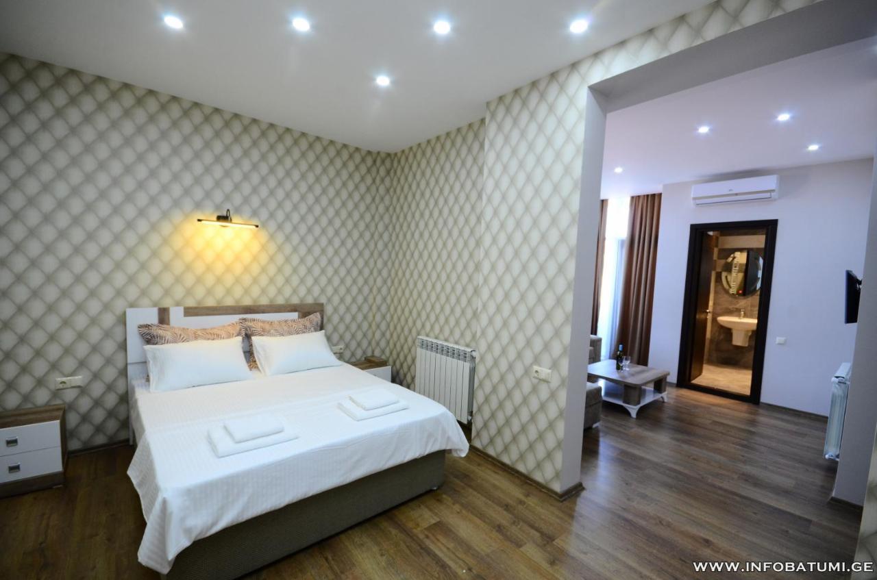 Dream Tower Hotel Batumi Exterior photo